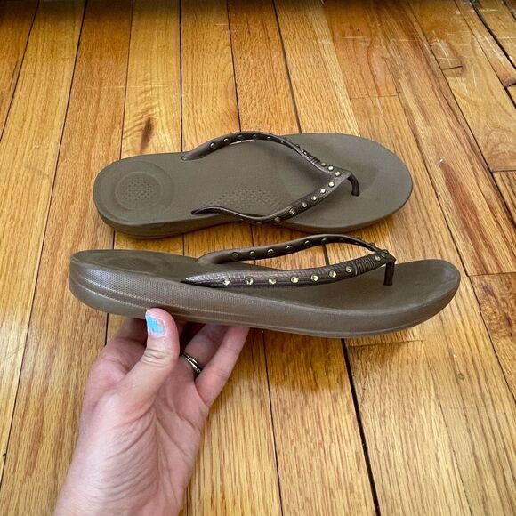FitFlop Iqushion  Flip Flop Sandals Women's brown rhinestones  US 8 - Picture 1 of 7